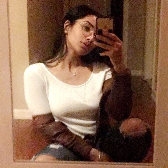 Meet your Posher, Delilah - Picture 1 of 1